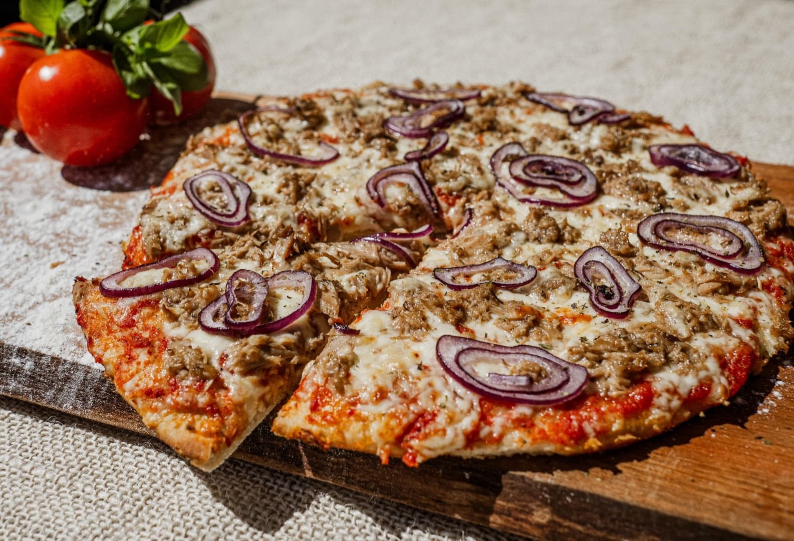 Pizza Tuna Pizza Tuna